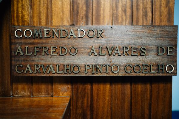 scmmdb-detalhes-6EBC59845-FF94-F3F6-A9BC-2C3D63784DDC.jpg